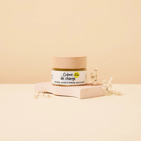 Coffret Pototam Trésors l'essentiel soin bébé dès la naissance, comprenant des produits pour la peau de bébé.