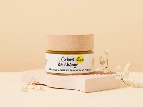 Crème de change bio Pototam pour bébé, soulageant l’érythème fessier, en tube blanc avec logo vert, visible sur l’image.