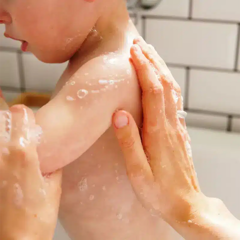 Gel lavant corps & cheveux 2 en 1 Biolane - Blossom Care