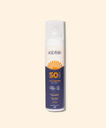 Lait solaire SPF50 Kerbi pour adultes, texture fluide, application facile, protection élevée contre les UV, tube blanc avec logo.