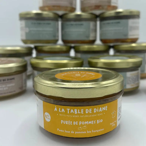 Purée de pommes biologique de 130g de la marque À la Table de Diane, dessert aux fruits, texture lisse et naturelle.